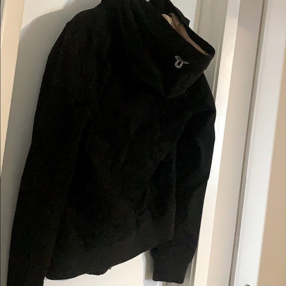 TNA winter coat - Picture 2 of 3